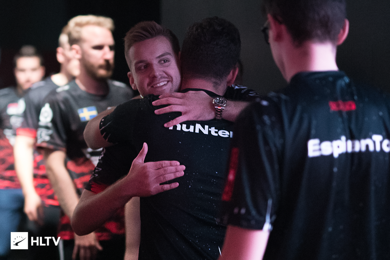 小虎传授秘籍了！Bin是继xiaohu Ming后3次晋级MSI决赛的LPL选手