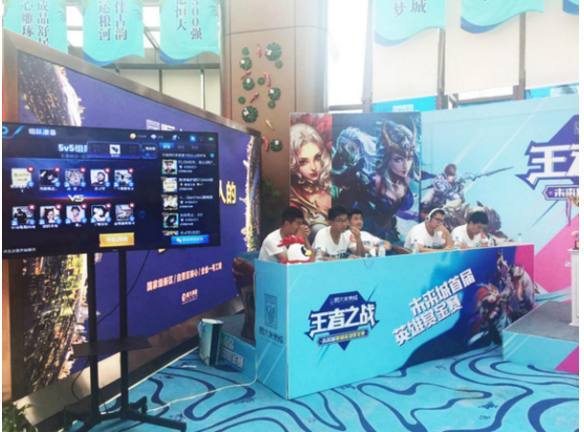 Rekkles终于离开FNC，下家是G2还是LPL战队？