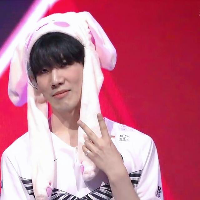 TES 2-1 FNC：上中下三路齐发力，TES轻取FNC挺进MSI八强