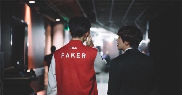 T1官博：衷心祝贺T1.Faker 选手入选英雄联盟名人堂
